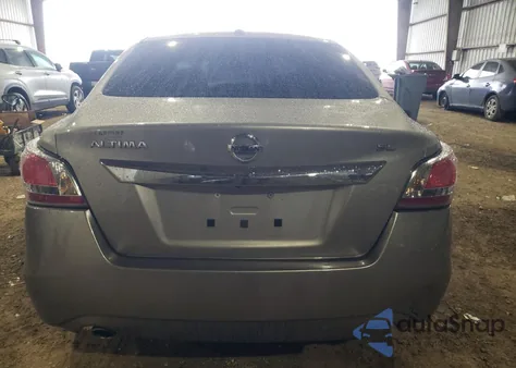 2015 Nissan Altima 2.5 из США, поврежденный, VIN 1N4AL3AP7FC160124